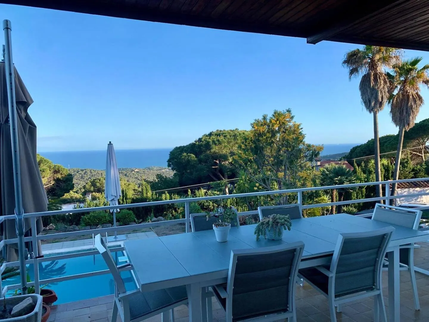 Intimate Family Villa With Big Private Pool & Panoramic Sea View Arenys de Munt