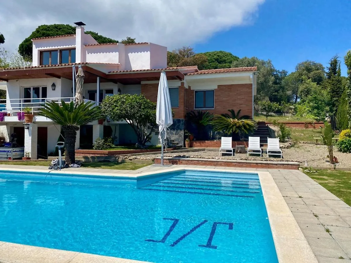 Intimate Family Villa With Big Private Pool & Panoramic Sea View Arenys de Munt