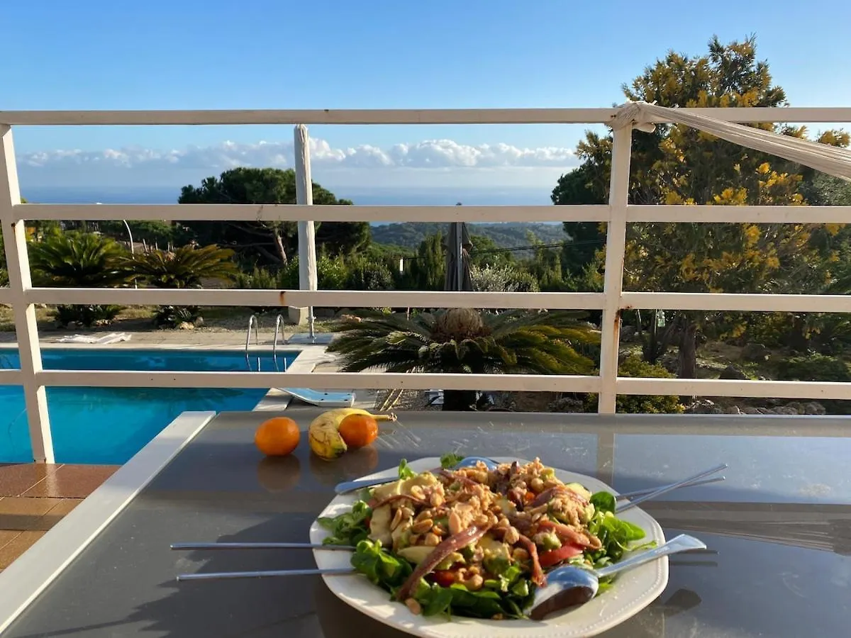 Intimate Family Villa With Big Private Pool & Panoramic Sea View Arenys de Munt