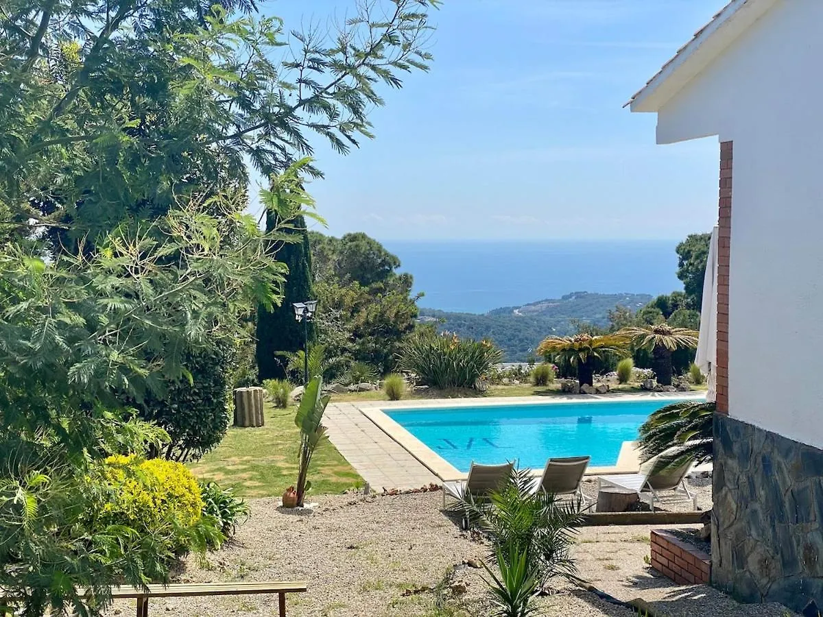 Intimate Family Villa With Big Private Pool & Panoramic Sea View Arenys de Munt