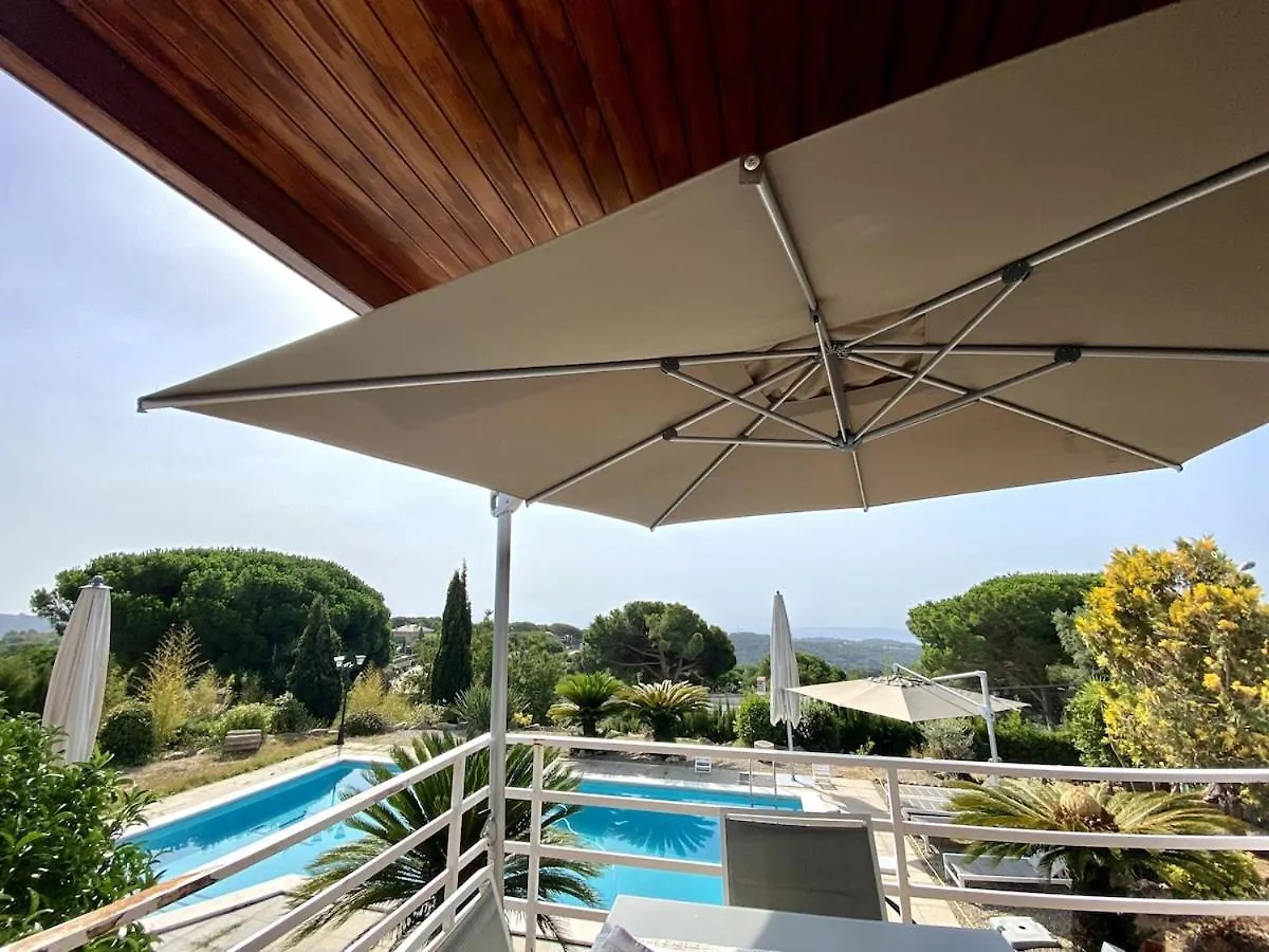 Intimate Family Villa With Big Private Pool & Panoramic Sea View Arenys de Munt